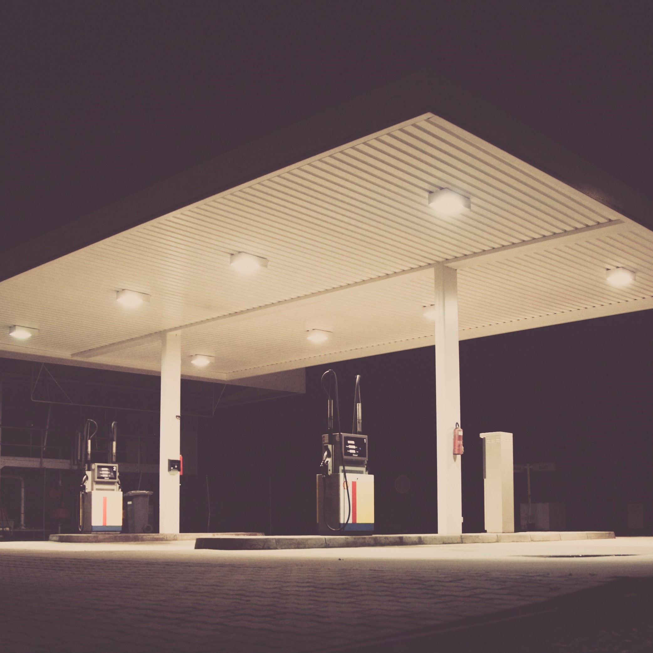 Station essence vide Gas station